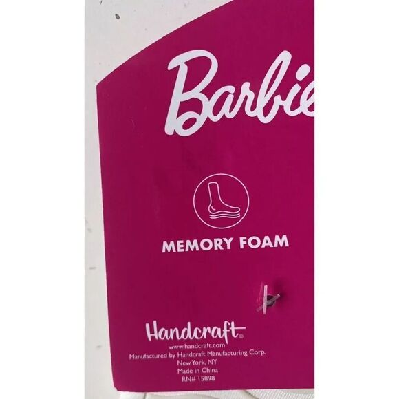 Barbie HEARTS Fluffy Slippers Pink Soft Indoor/Outdoor Women’s Sz L 8-9 NEW - Picture 9 of 10